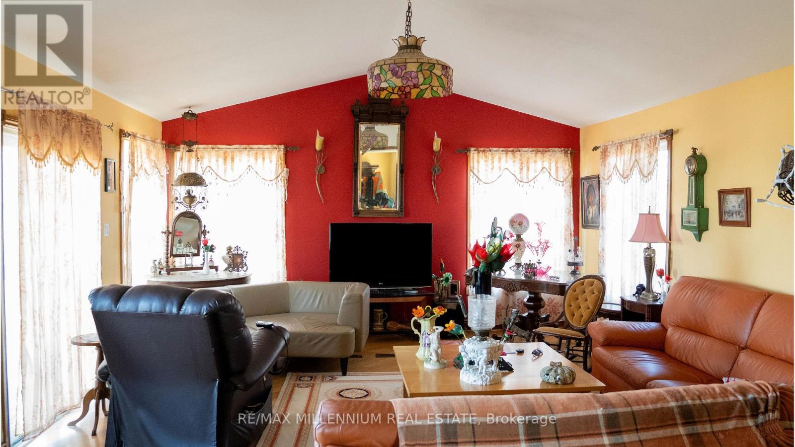 1113 Ridge Road, Hamilton, Ontario  L8J 2X5 - Photo 7 - X12864274