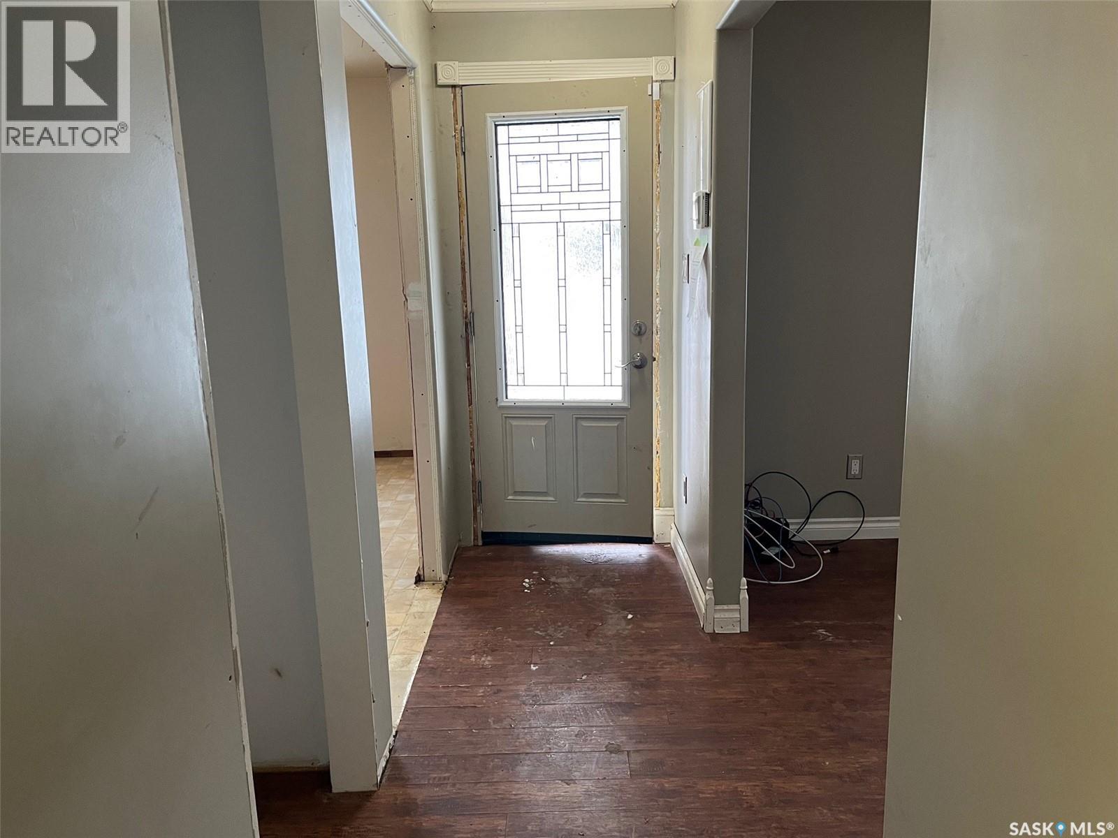 404 Central Avenue, Montmartre, Saskatchewan  S0G 3M0 - Photo 16 - SK025438