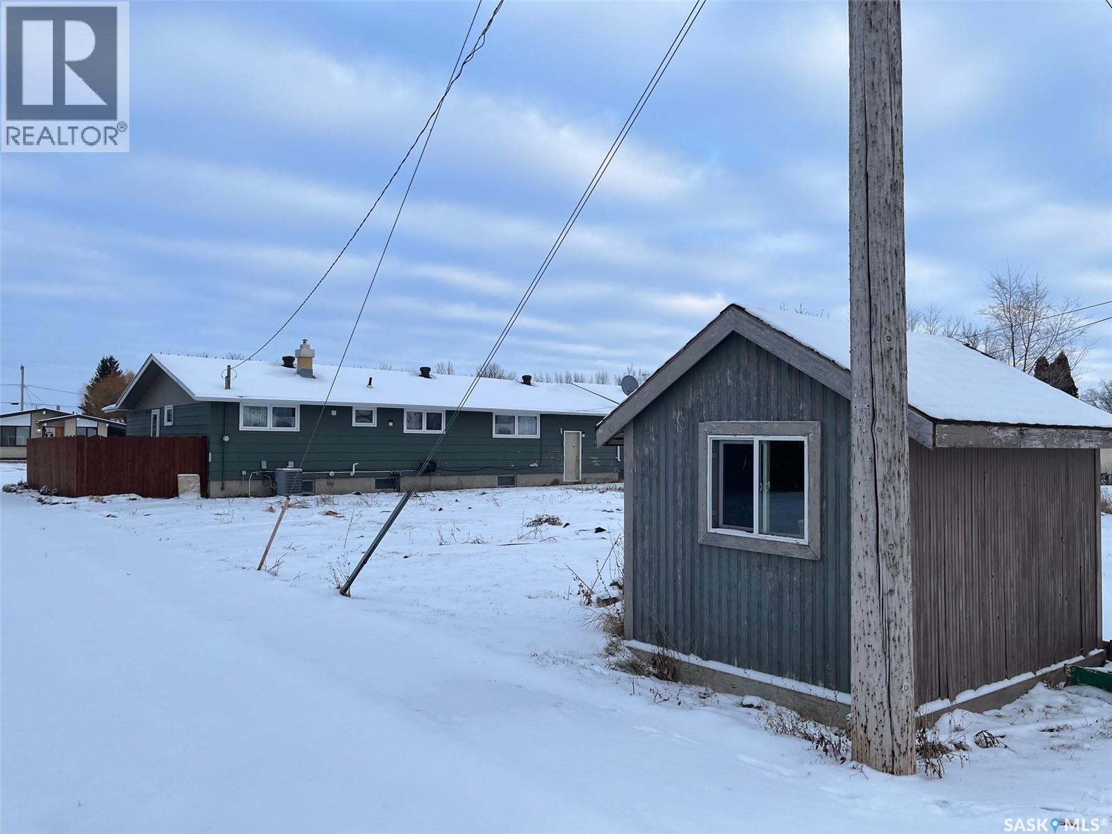 404 Central Avenue, Montmartre, Saskatchewan  S0G 3M0 - Photo 32 - SK025438