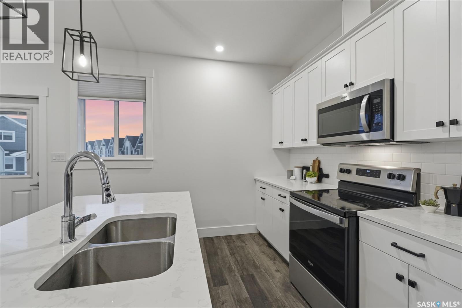 47 900 St Andrews Lane, Warman, Saskatchewan  S0K 4S4 - Photo 10 - SK027163