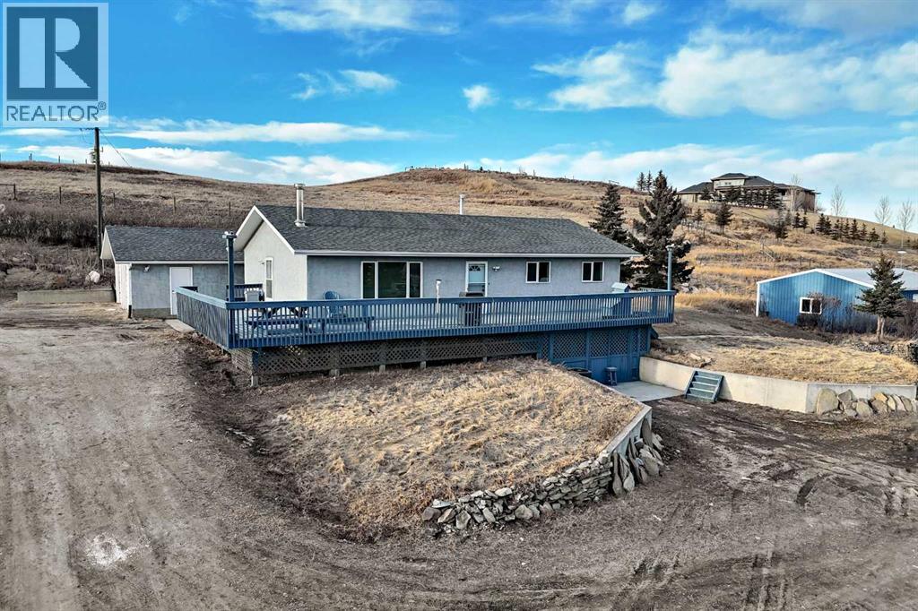 293016 Township Road 264, Rural Rocky View County, Alberta  T4A 0N3 - Photo 3 - A2285255