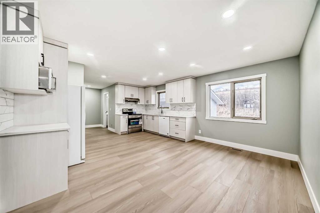 293016 Township Road 264, Rural Rocky View County, Alberta  T4A 0N3 - Photo 8 - A2285255