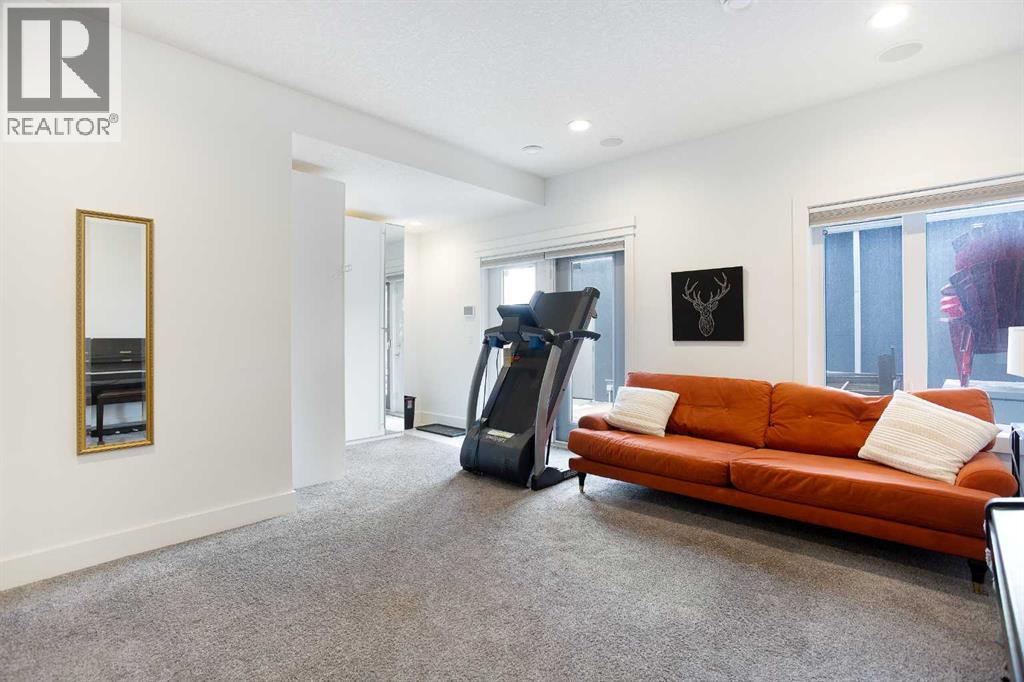 2, 2816 34 Street Sw, Calgary, Alberta  T3E 2W9 - Photo 15 - A2289682