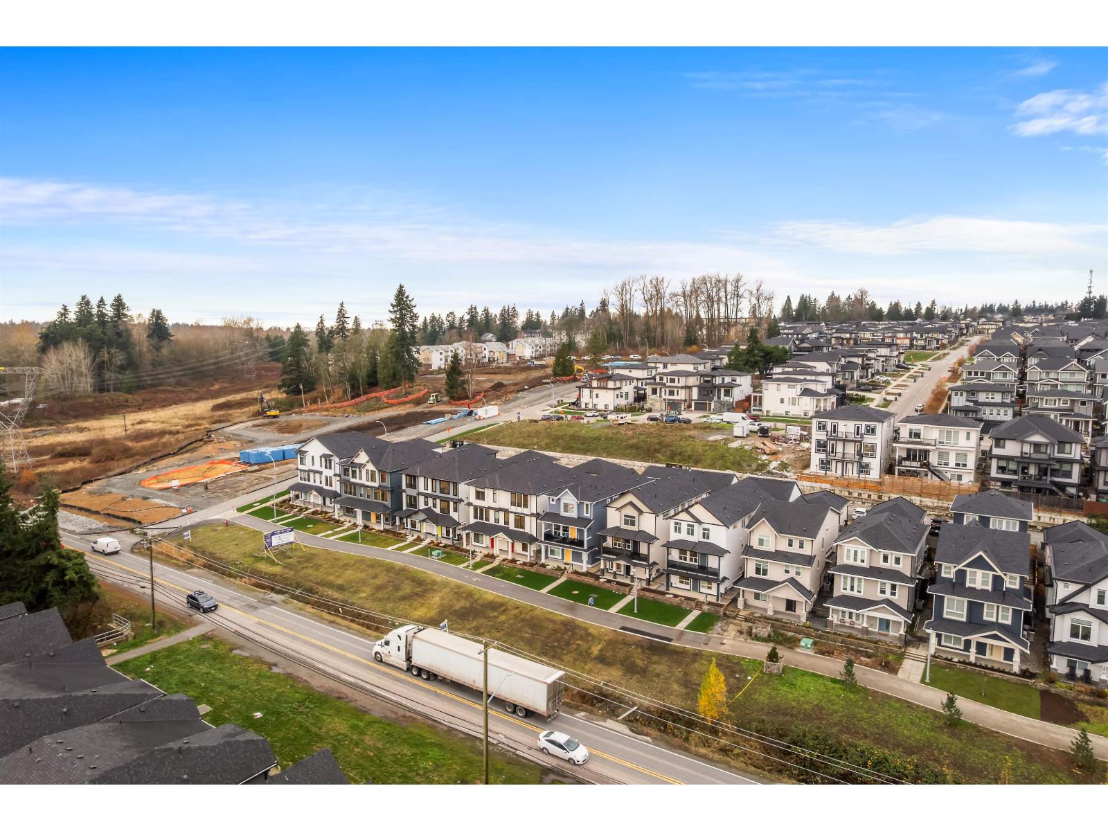 16677 16 AVENUE, surrey, British Columbia