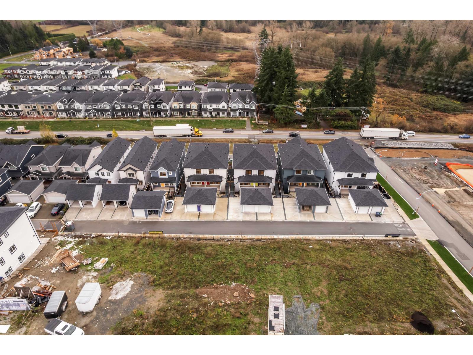 16677 16 Avenue, Surrey, British Columbia  V3S 9X7 - Photo 3 - R3097685