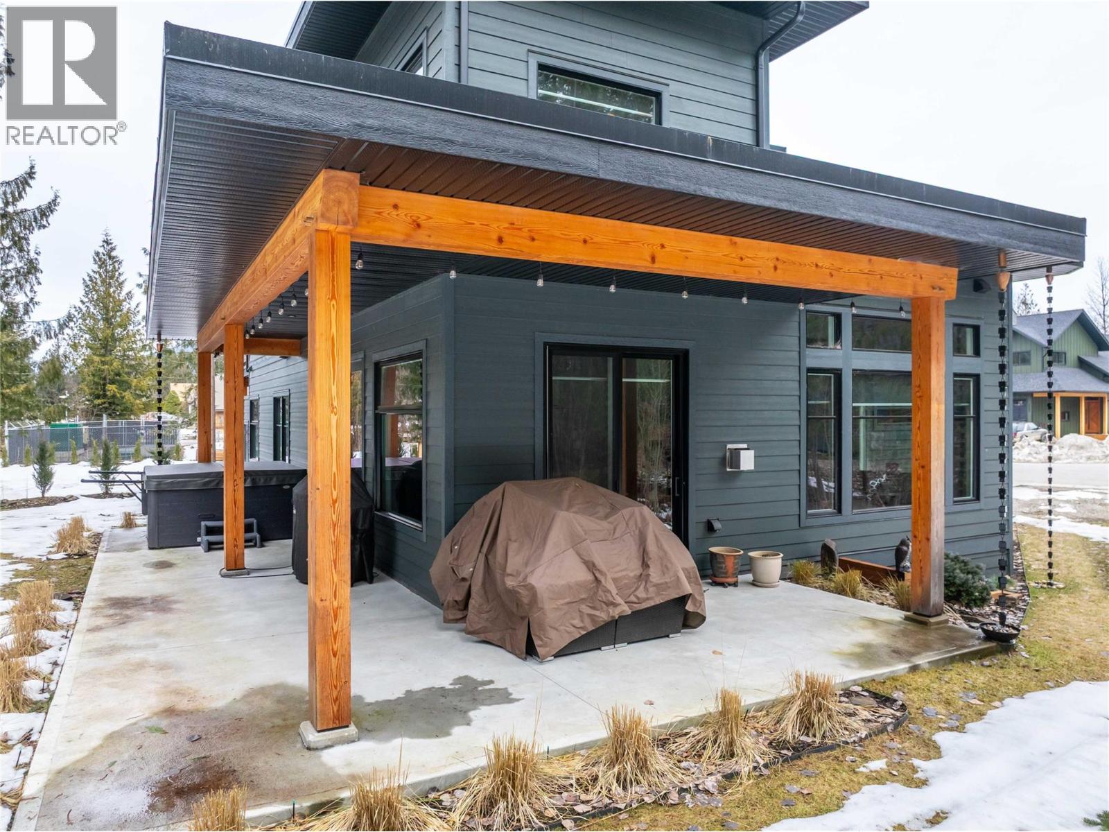 1005 Williams Gate Lane, Revelstoke, British Columbia  V0E 2S1 - Photo 5 - 10378676