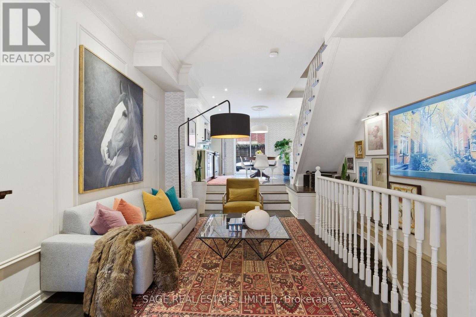 6 Old Trillium Lane, Toronto, Ontario  M5A 4T2 - Photo 3 - C12864378