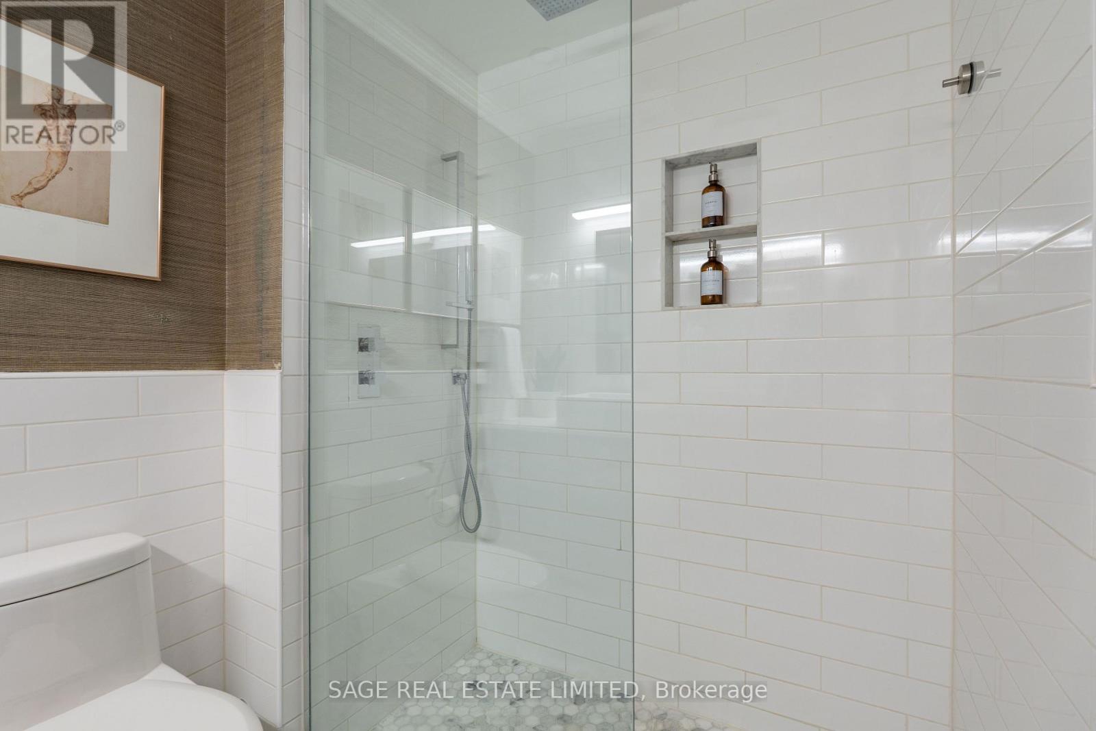 6 Old Trillium Lane, Toronto, Ontario  M5A 4T2 - Photo 31 - C12864378