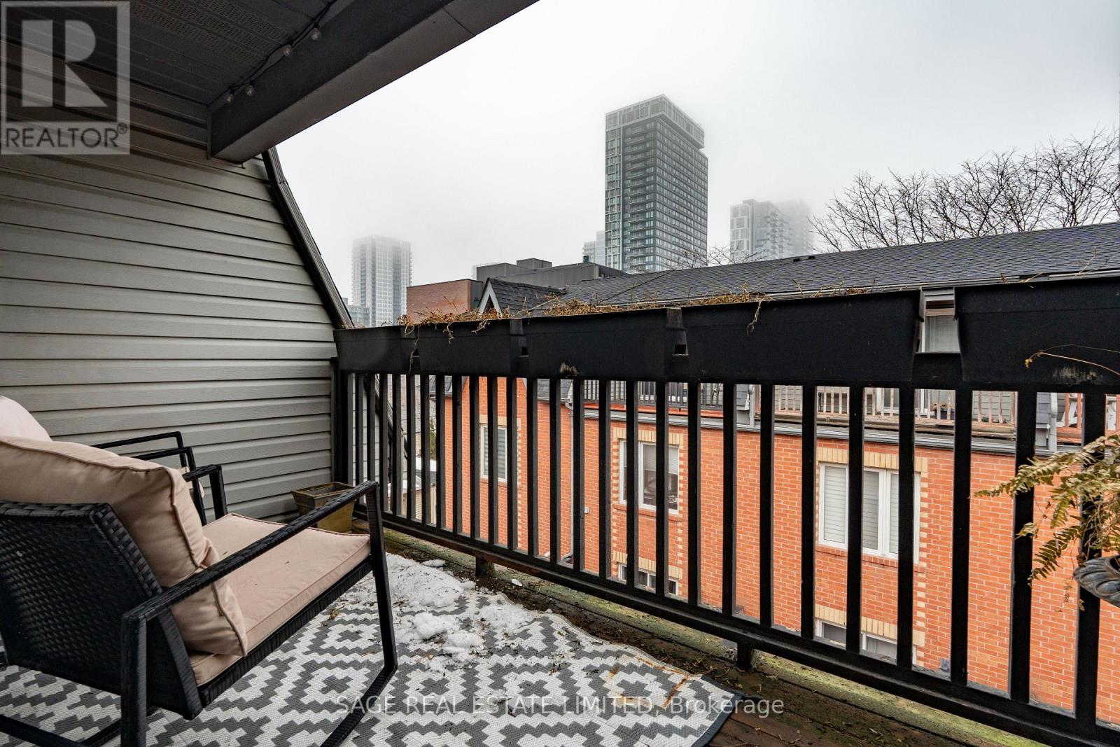 6 Old Trillium Lane, Toronto, Ontario  M5A 4T2 - Photo 34 - C12864378