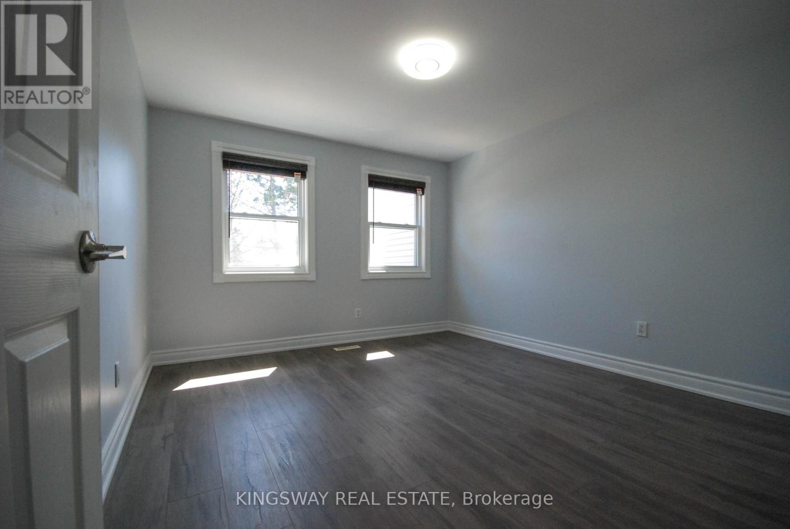 1009 Raintree Lane, Mississauga, Ontario  L5H 3Y5 - Photo 19 - W12864348