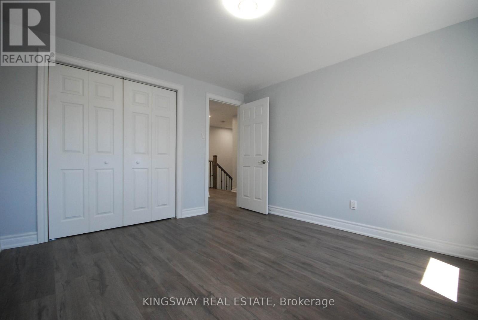 1009 Raintree Lane, Mississauga, Ontario  L5H 3Y5 - Photo 20 - W12864348