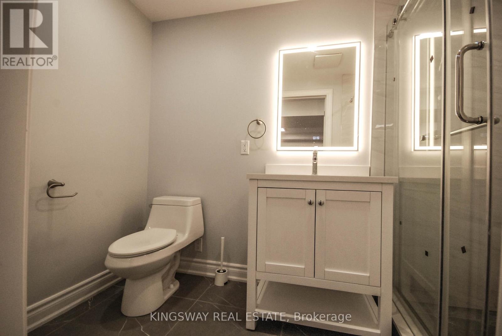 1009 Raintree Lane, Mississauga, Ontario  L5H 3Y5 - Photo 24 - W12864348