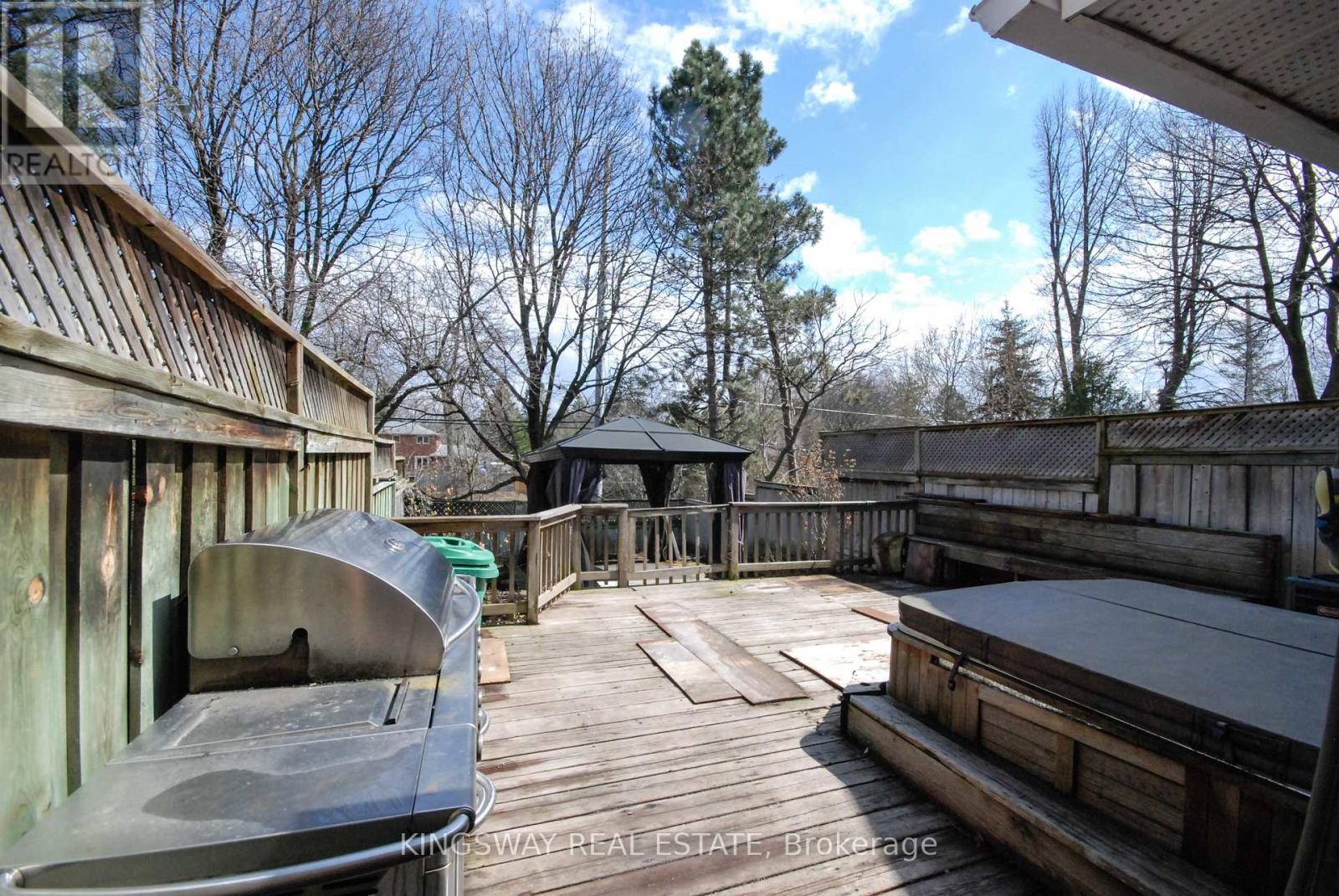 1009 Raintree Lane, Mississauga, Ontario  L5H 3Y5 - Photo 26 - W12864348