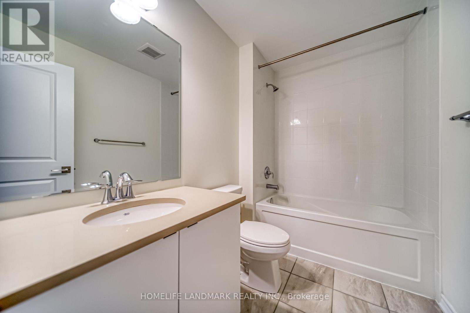 294 Valermo Drive, Toronto, Ontario  M8W 0B6 - Photo 31 - W12864354