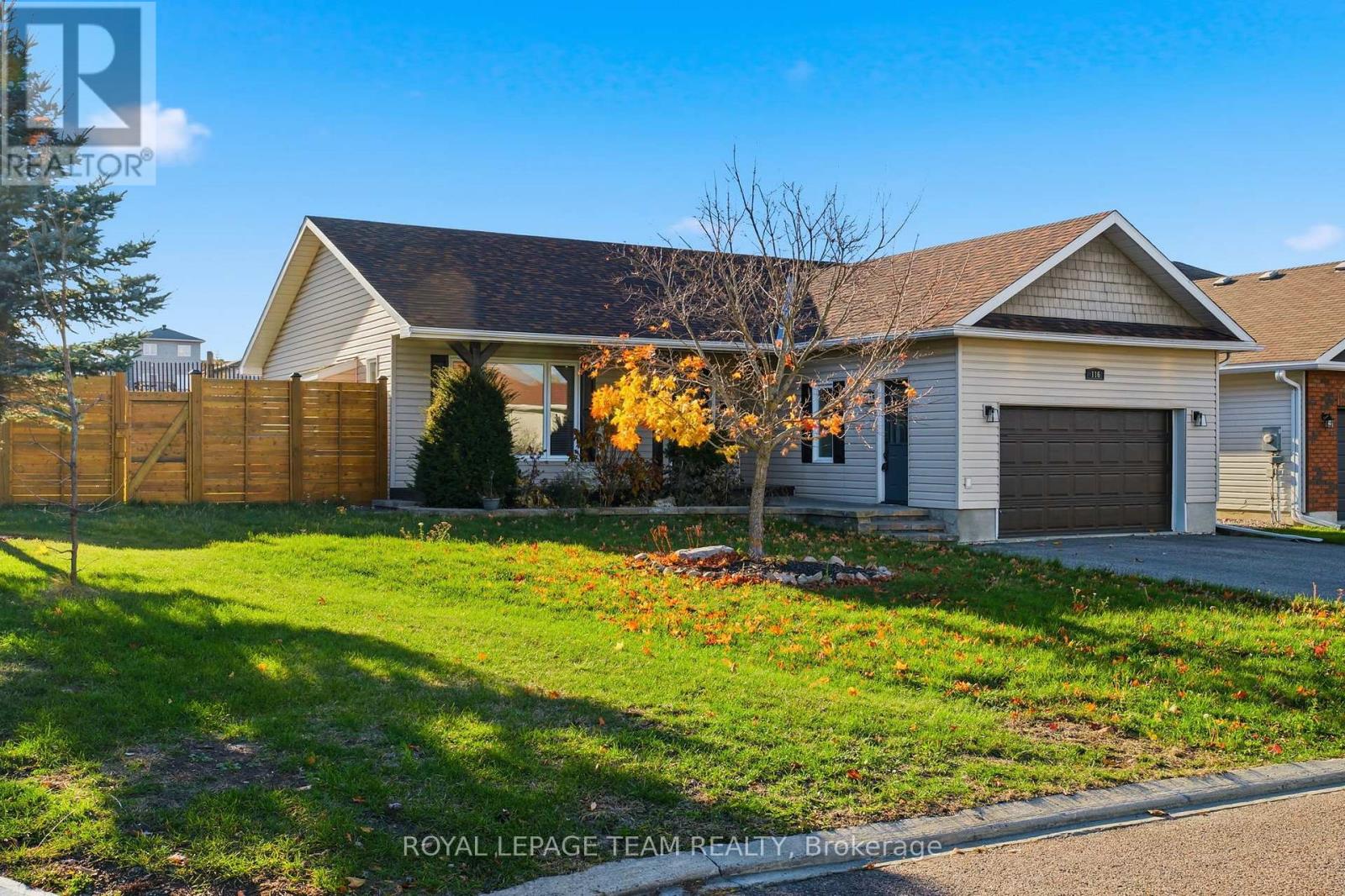 116 Mclachlin Street S, Arnprior, Ontario  K7S 3Y5 - Photo 3 - X12699672