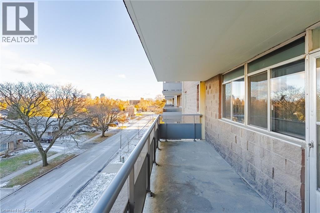 770 Hager Avenue Unit# 404, Burlington, Ontario  L7S 1X1 - Photo 11 - 40794618