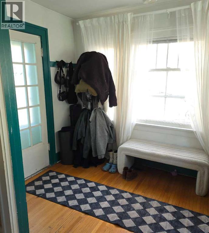 327 3 Avenue Ne, Calgary, Alberta  R2E 0H5 - Photo 2 - A2288739