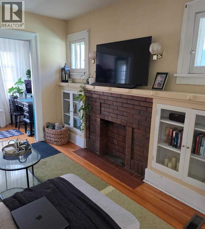 327 3 Avenue Ne, Calgary, Alberta  R2E 0H5 - Photo 6 - A2288739