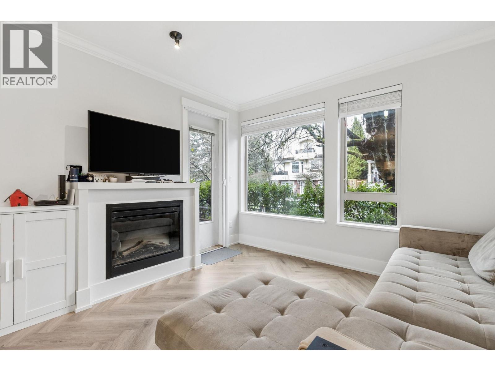 107 159 W 22nd Street, North Vancouver, British Columbia  V7M 0B6 - Photo 6 - R3097833