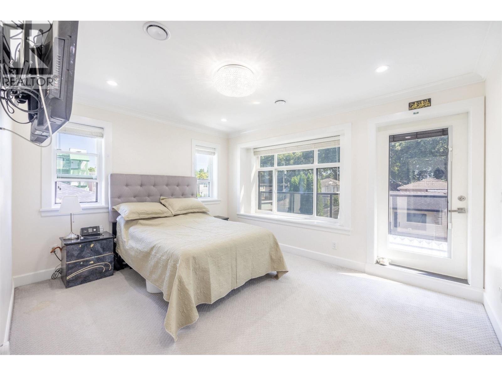 172 Ontario Place, Vancouver, British Columbia  V5W 1S2 - Photo 7 - R3097919