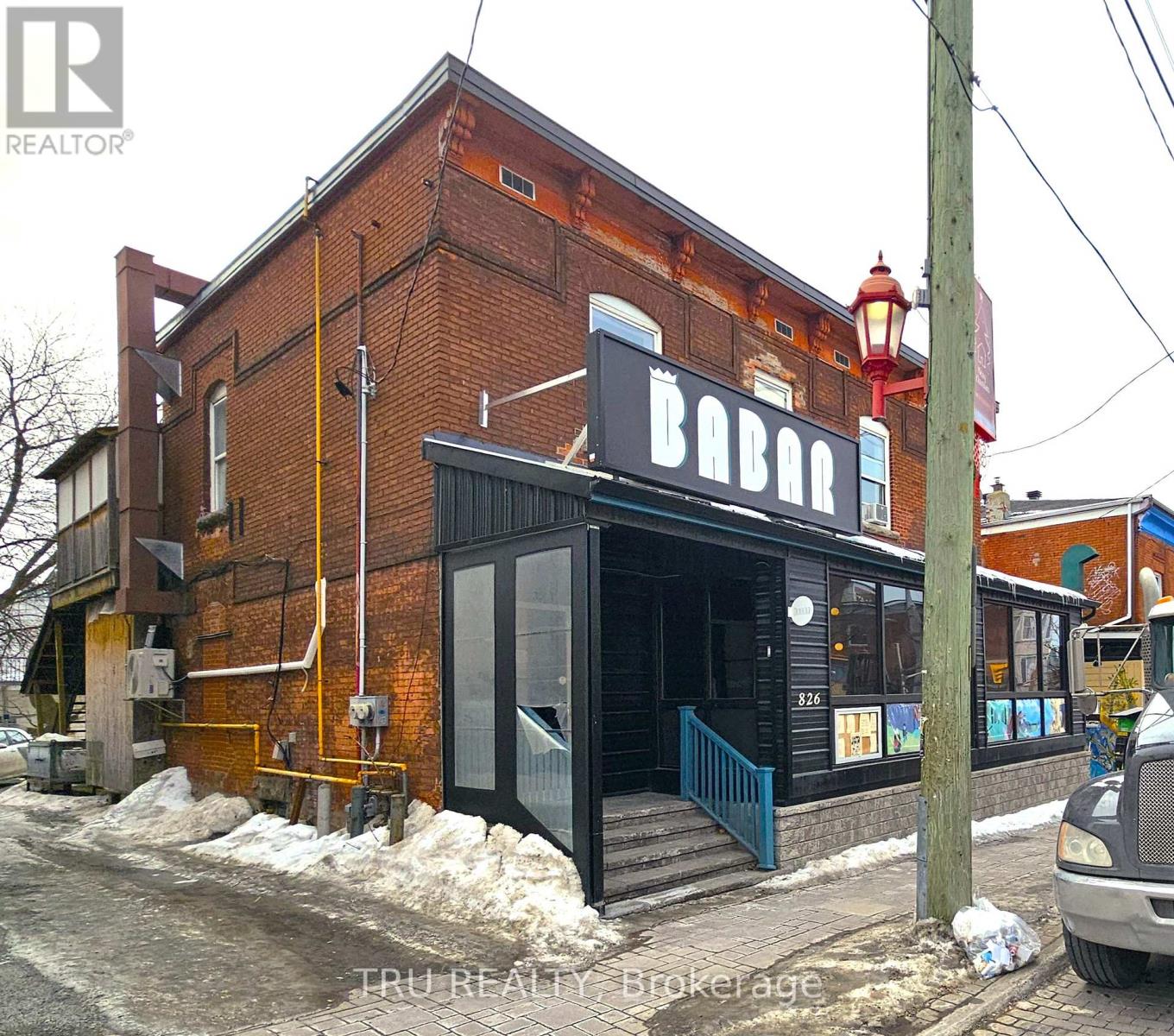 826 SOMERSET STREET W, ottawa, Ontario