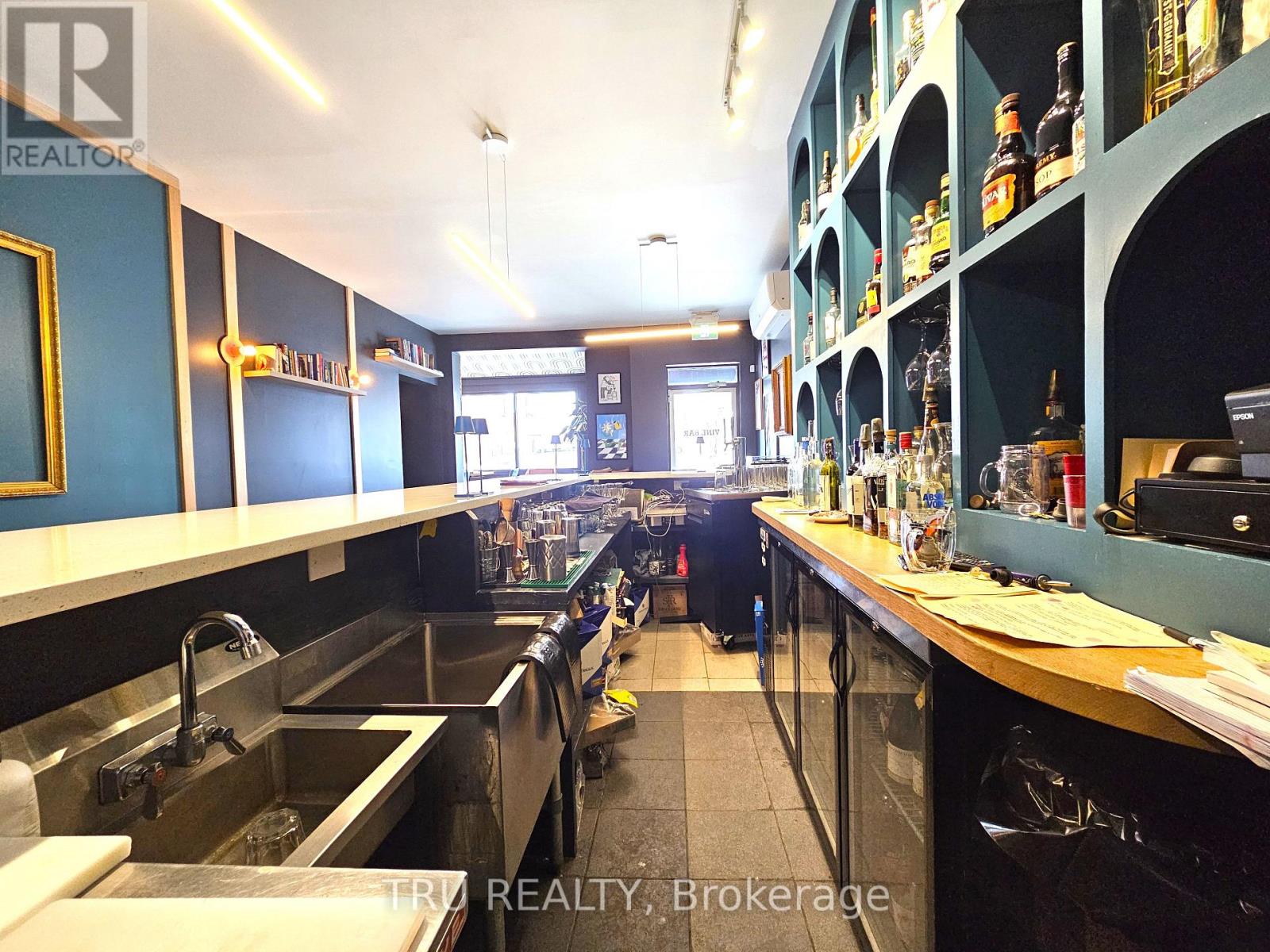 826 Somerset Street W, Ottawa, Ontario  K1S 4N2 - Photo 8 - X12864388