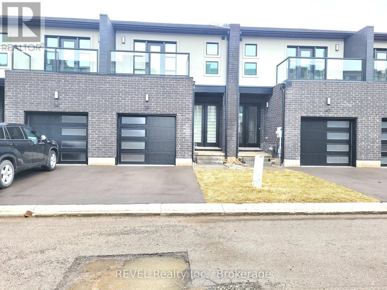 UPPER LEVEL ONLY - 38 KEYSTONE TRAIL, Welland, Ontario