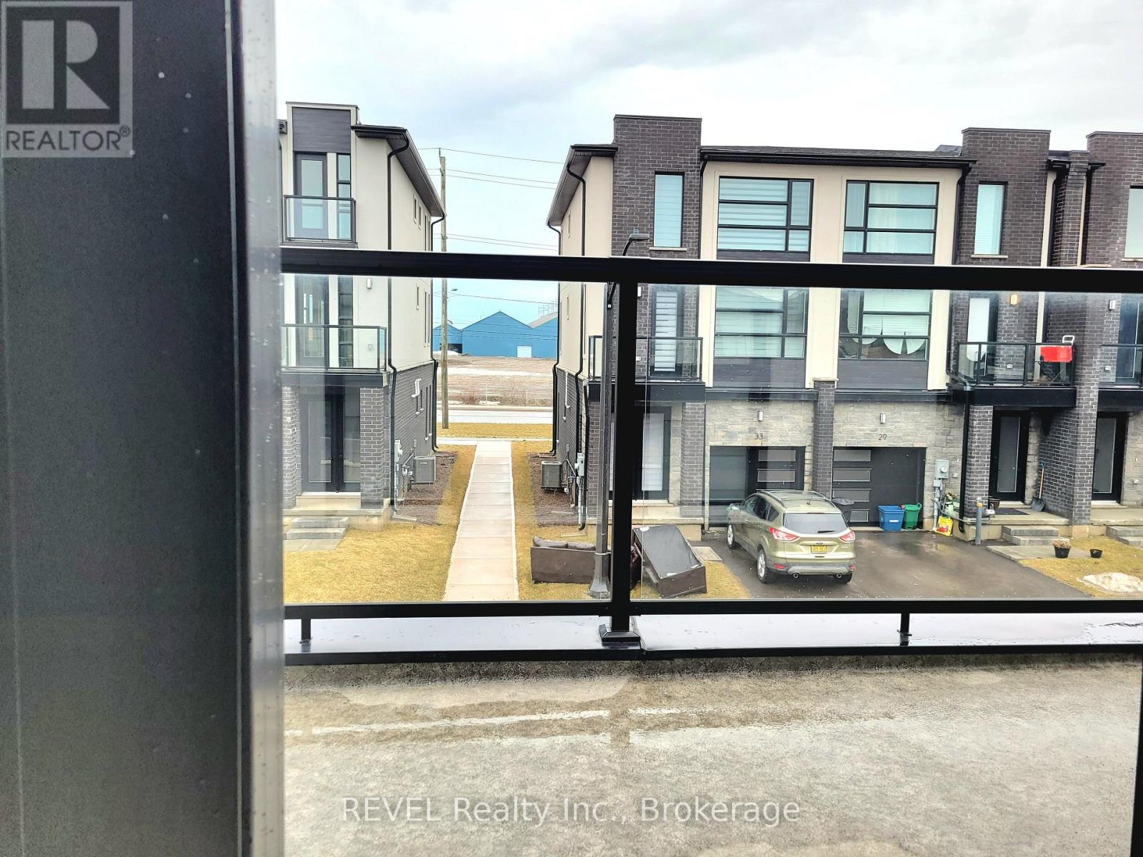 Upper Level Only - 38 Keystone Trail, Welland, Ontario  L3B 0N8 - Photo 18 - X12864414