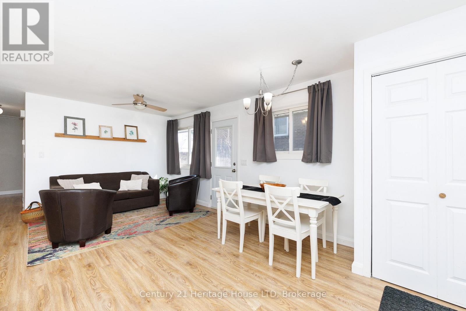 6937 Dolphin Street, Niagara Falls, Ontario  L2E 6Y8 - Photo 14 - X12864422