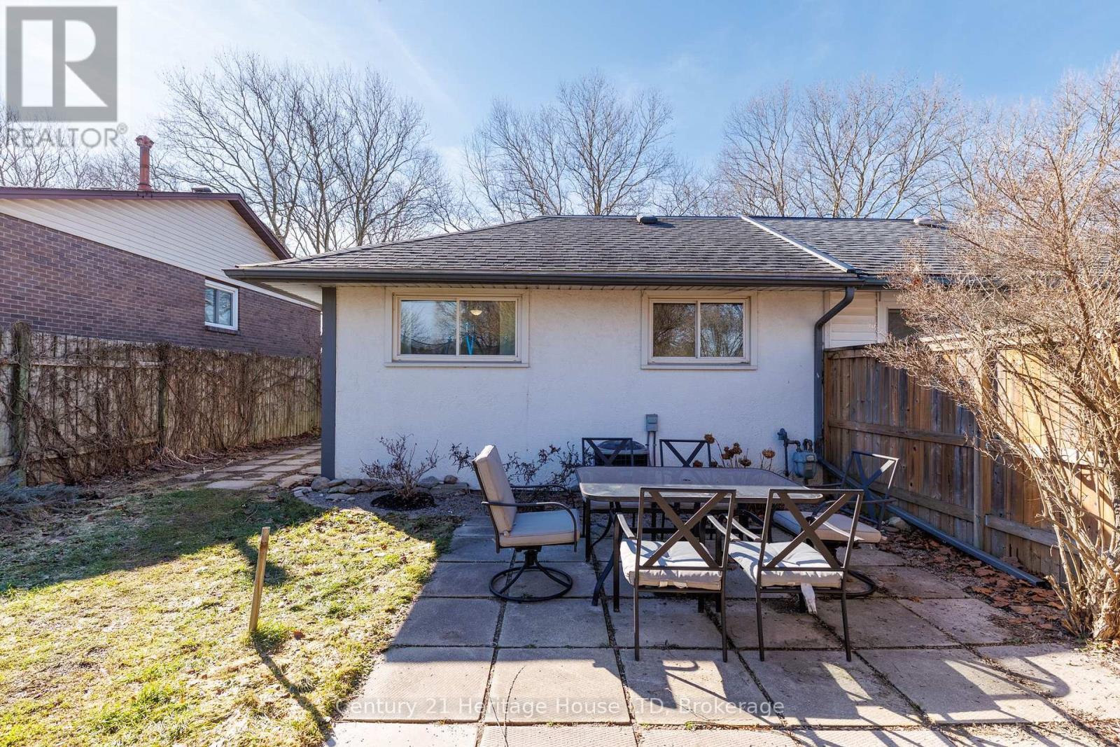 6937 Dolphin Street, Niagara Falls, Ontario  L2E 6Y8 - Photo 39 - X12864422