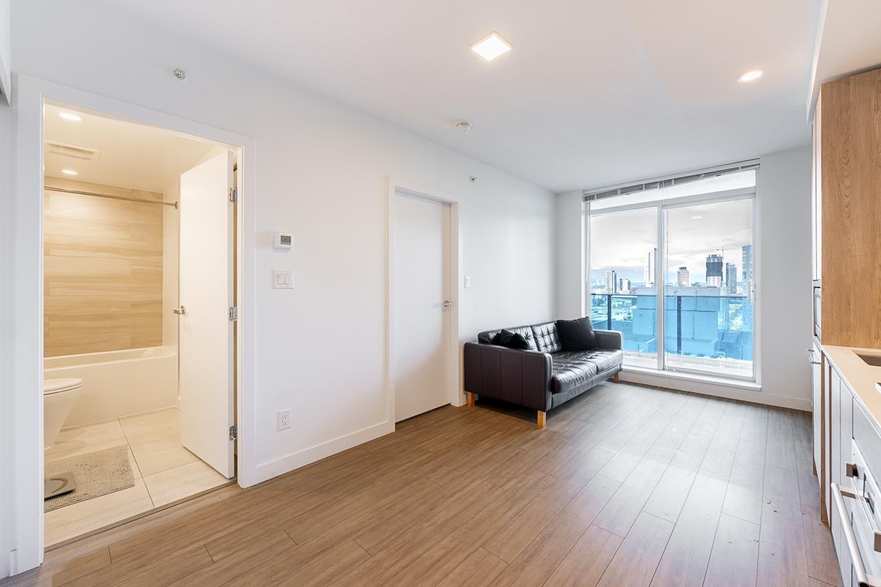 2507 13615 Fraser Highway, Surrey, British Columbia  V3T 0P7 - Photo 7 - R3097952