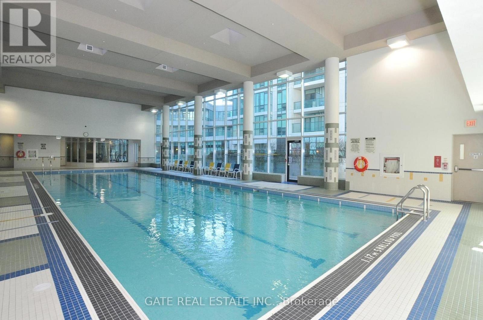 1410 - 18 Harbour Street, Toronto, Ontario  M5J 2Z6 - Photo 27 - C12864382