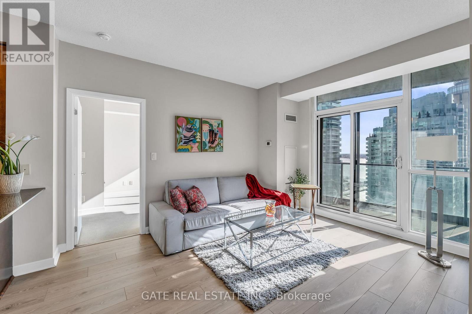 1809 - 18 Harbour Street, Toronto, Ontario  M5J 2Z6 - Photo 13 - C12864398