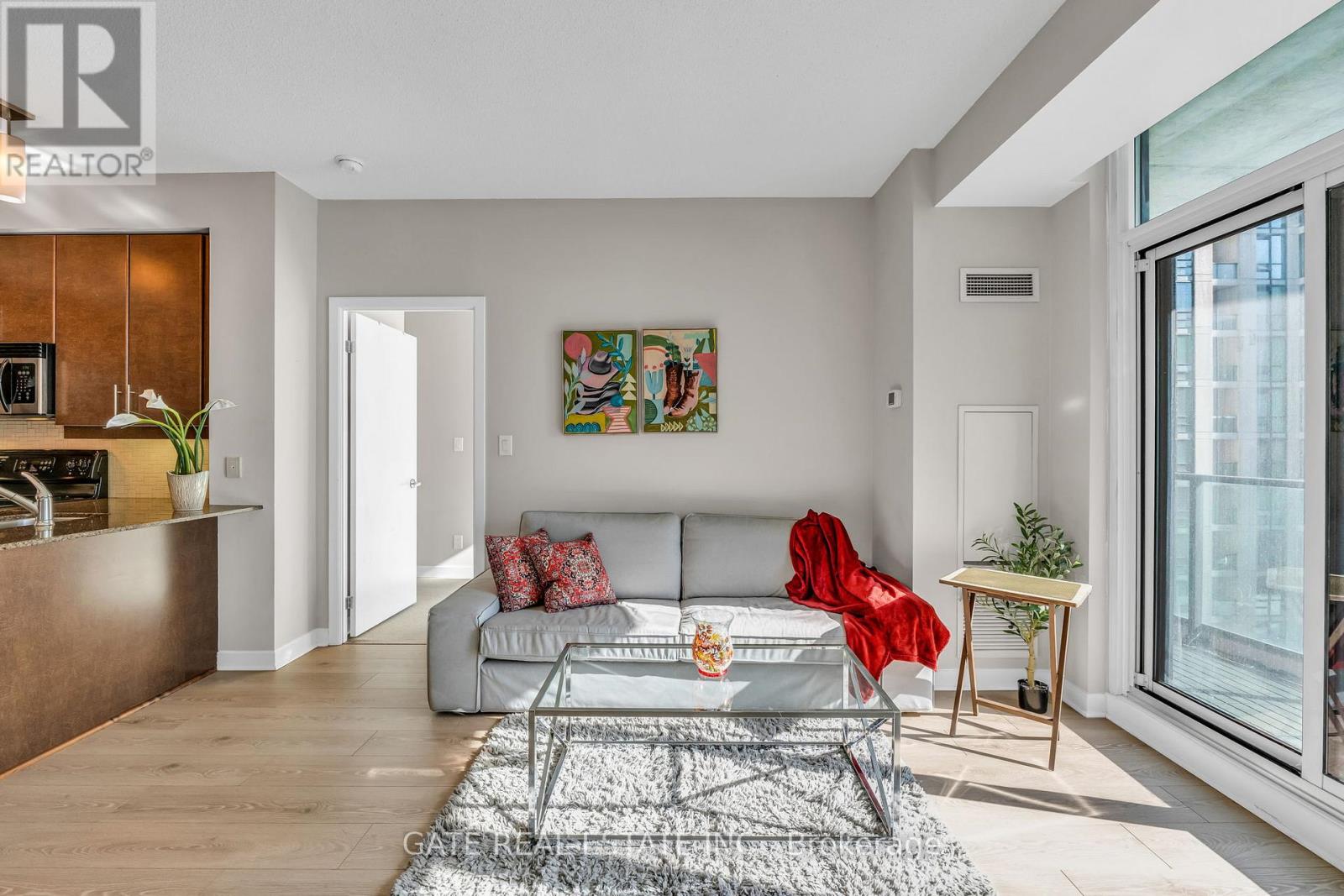 1809 - 18 Harbour Street, Toronto, Ontario  M5J 2Z6 - Photo 14 - C12864398