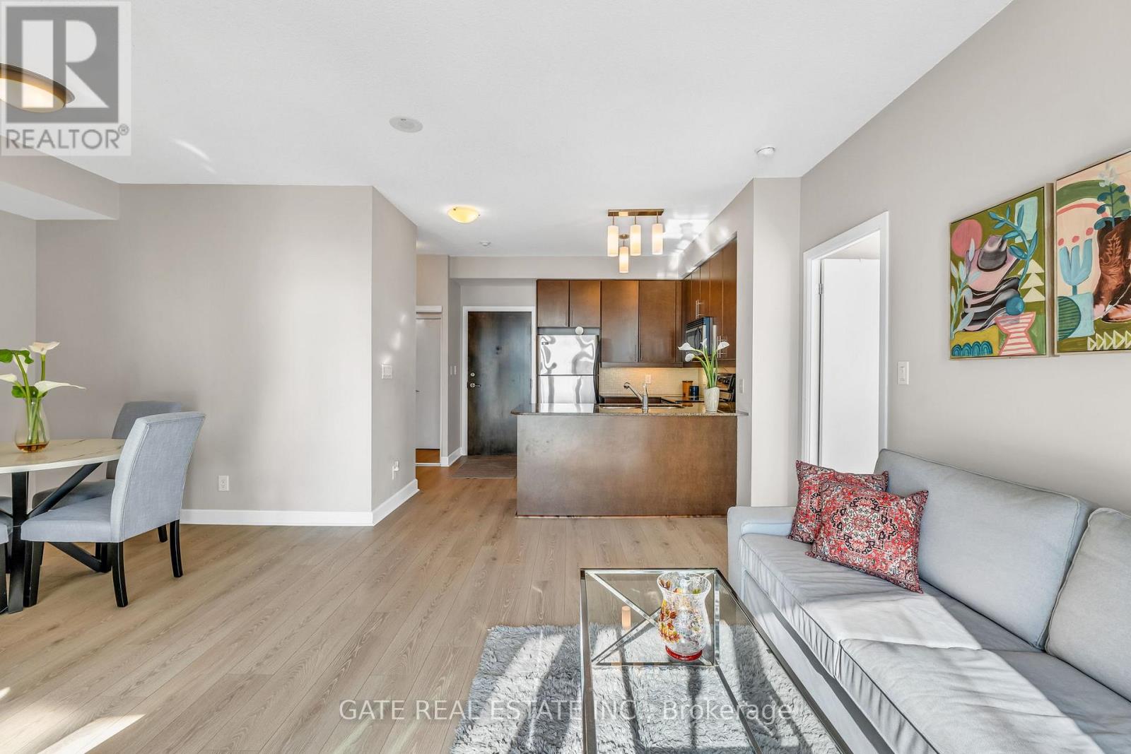 1809 - 18 Harbour Street, Toronto, Ontario  M5J 2Z6 - Photo 15 - C12864398