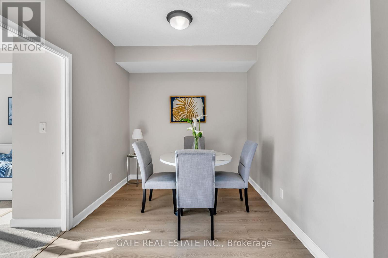 1809 - 18 Harbour Street, Toronto, Ontario  M5J 2Z6 - Photo 19 - C12864398