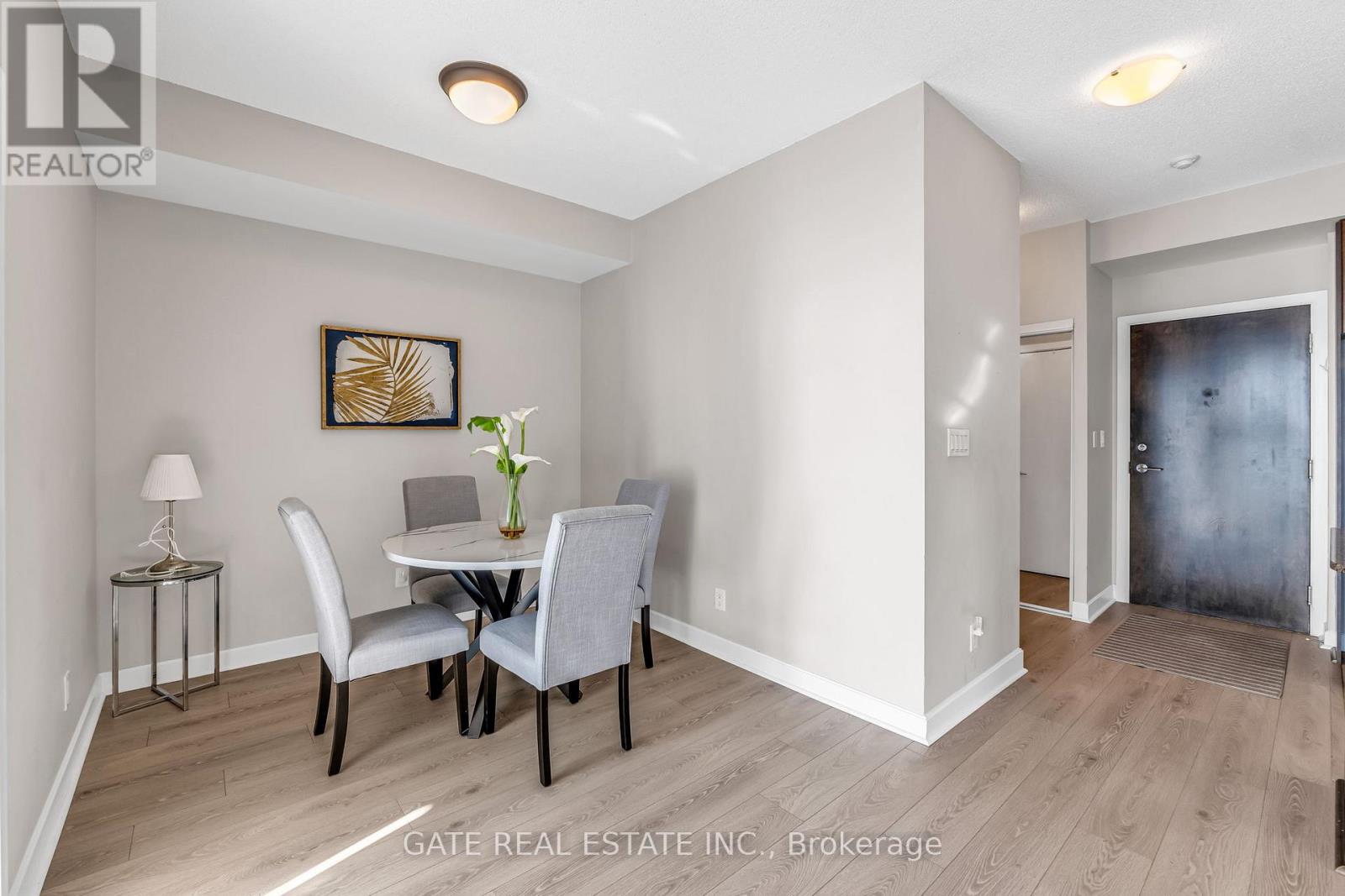 1809 - 18 Harbour Street, Toronto, Ontario  M5J 2Z6 - Photo 20 - C12864398