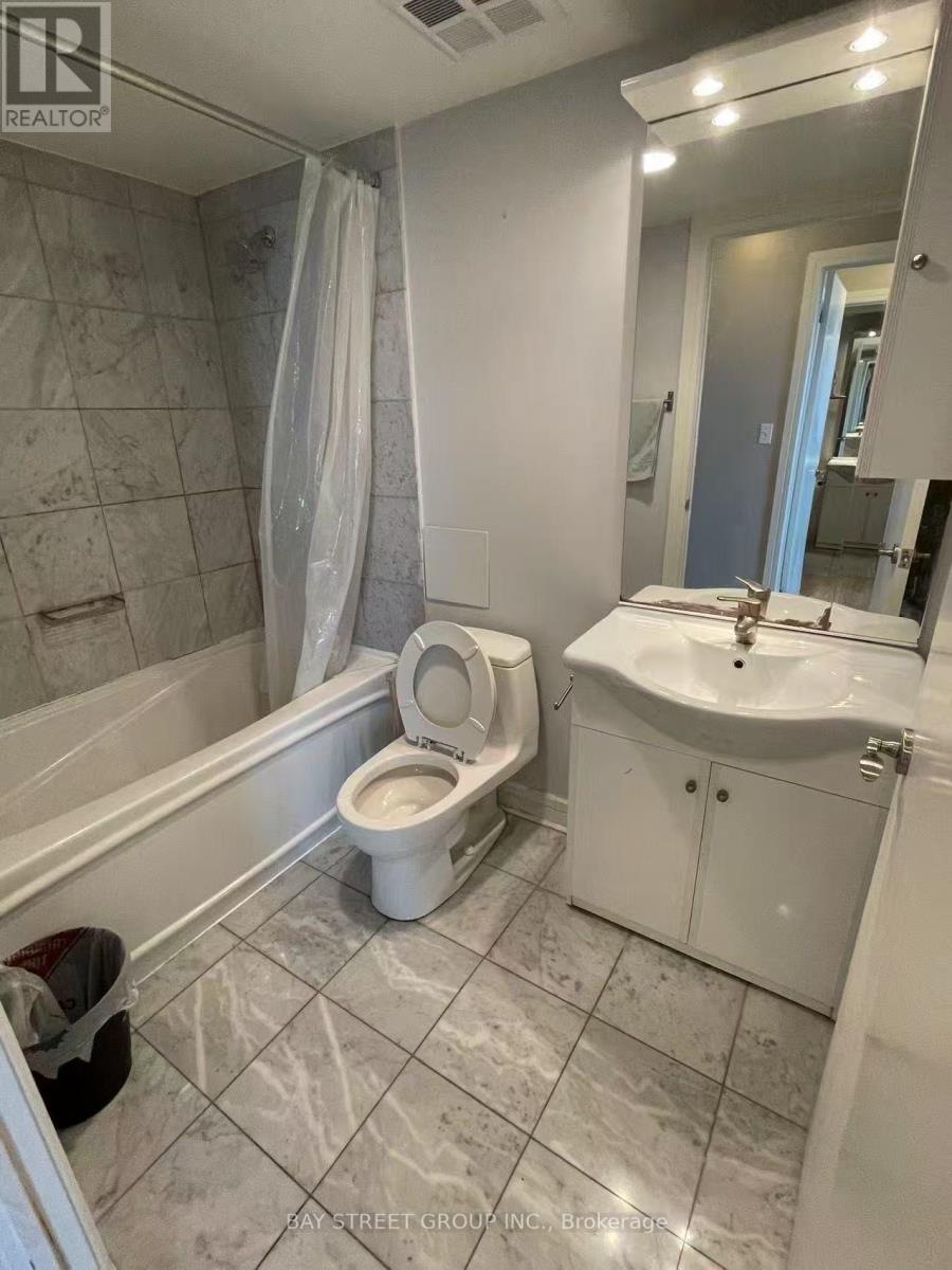 1502 - 18 Harrison Garden Boulevard, Toronto, Ontario  M2N 7J7 - Photo 11 - C12864400