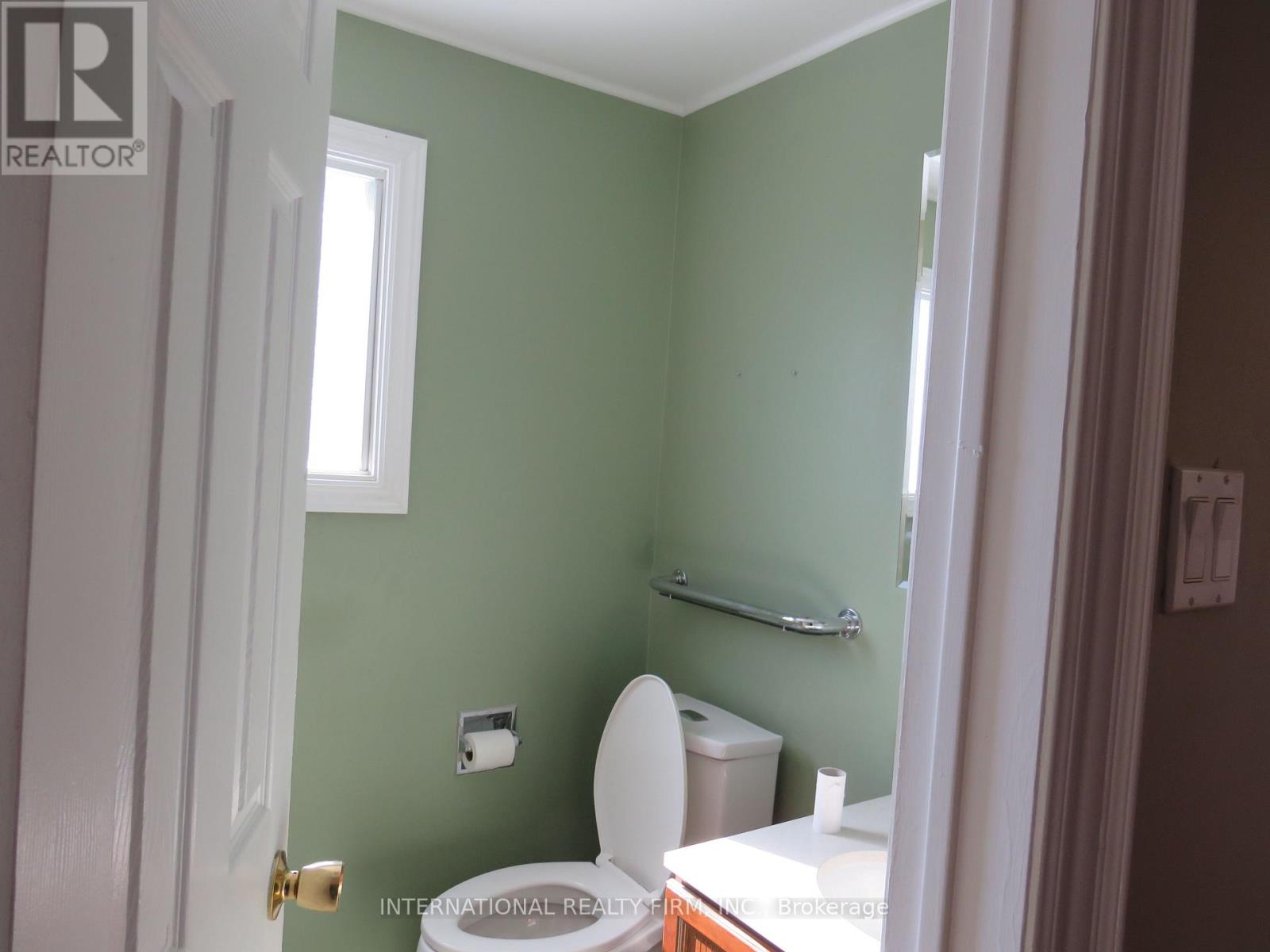 824 Crowells Street, Oshawa, Ontario  L1K 1X3 - Photo 15 - E12864416