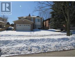 824 CROWELLS STREET, Oshawa, Ontario