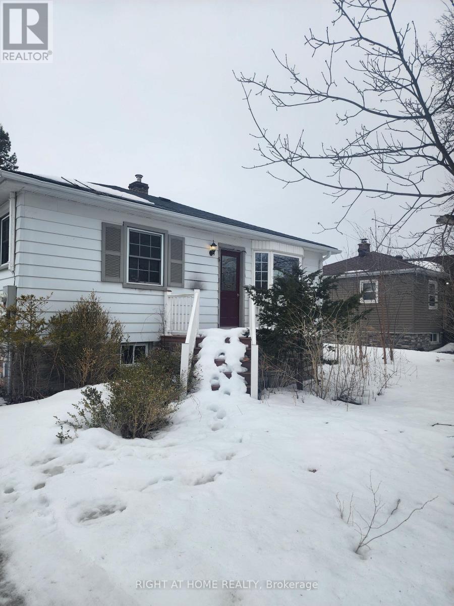 20145 Bathurst Street, East Gwillimbury, Ontario  L9N 1N3 - Photo 2 - N12864412