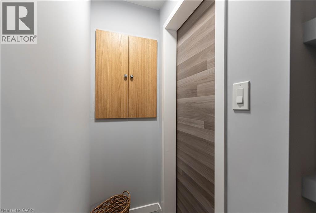 329 Main Street W, Hamilton, Ontario  L8P 1K1 - Photo 16 - 40808521