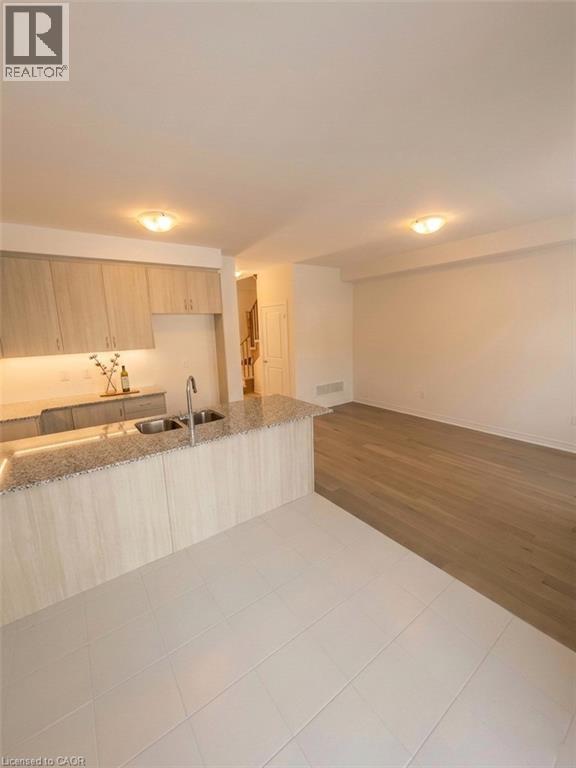 113 Manuel Street, Stratford, Ontario  N5A 0M1 - Photo 3 - 40810939