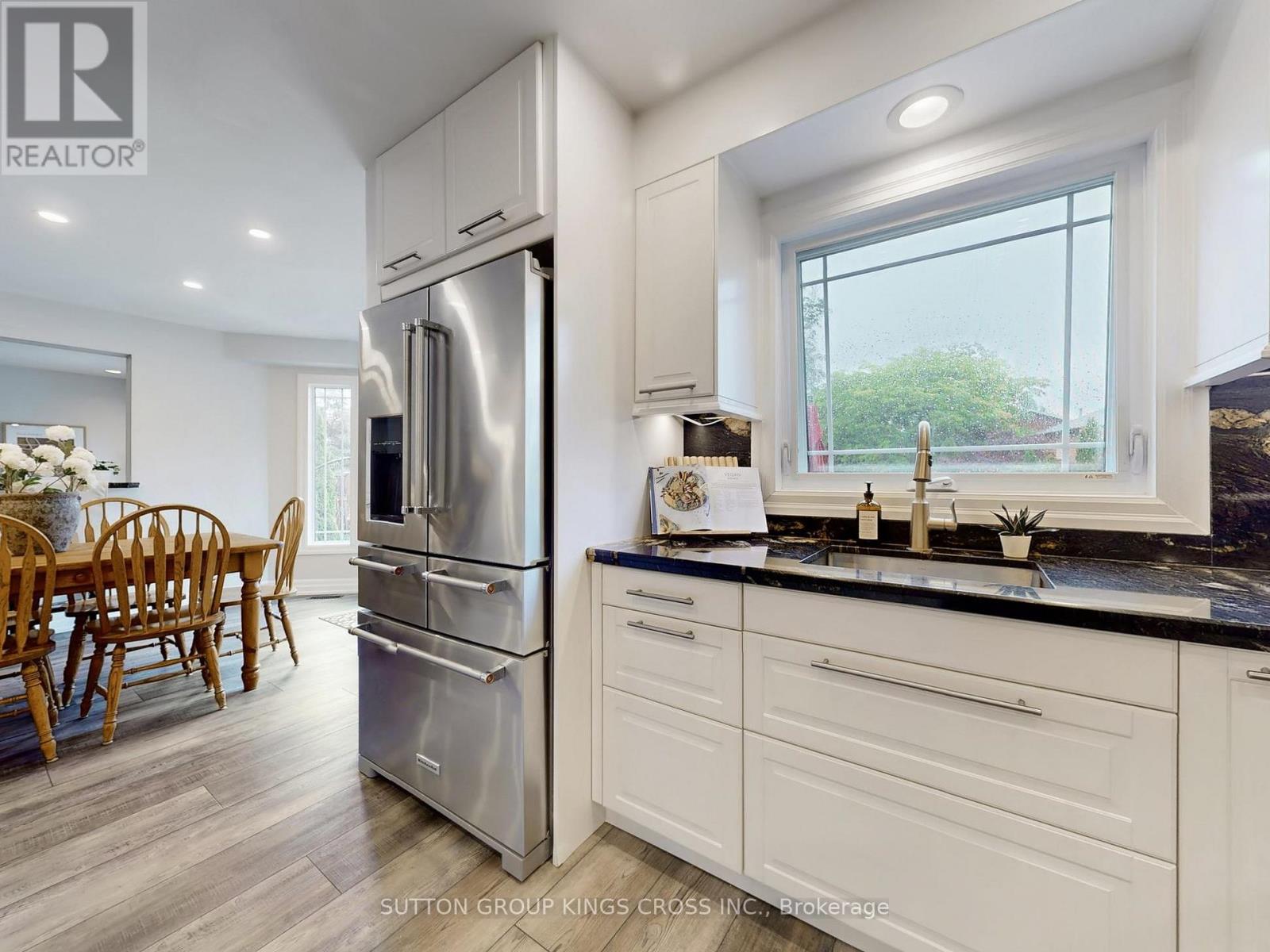 2730 Hammond Road, Mississauga, Ontario  L5K 2M3 - Photo 10 - W12864390