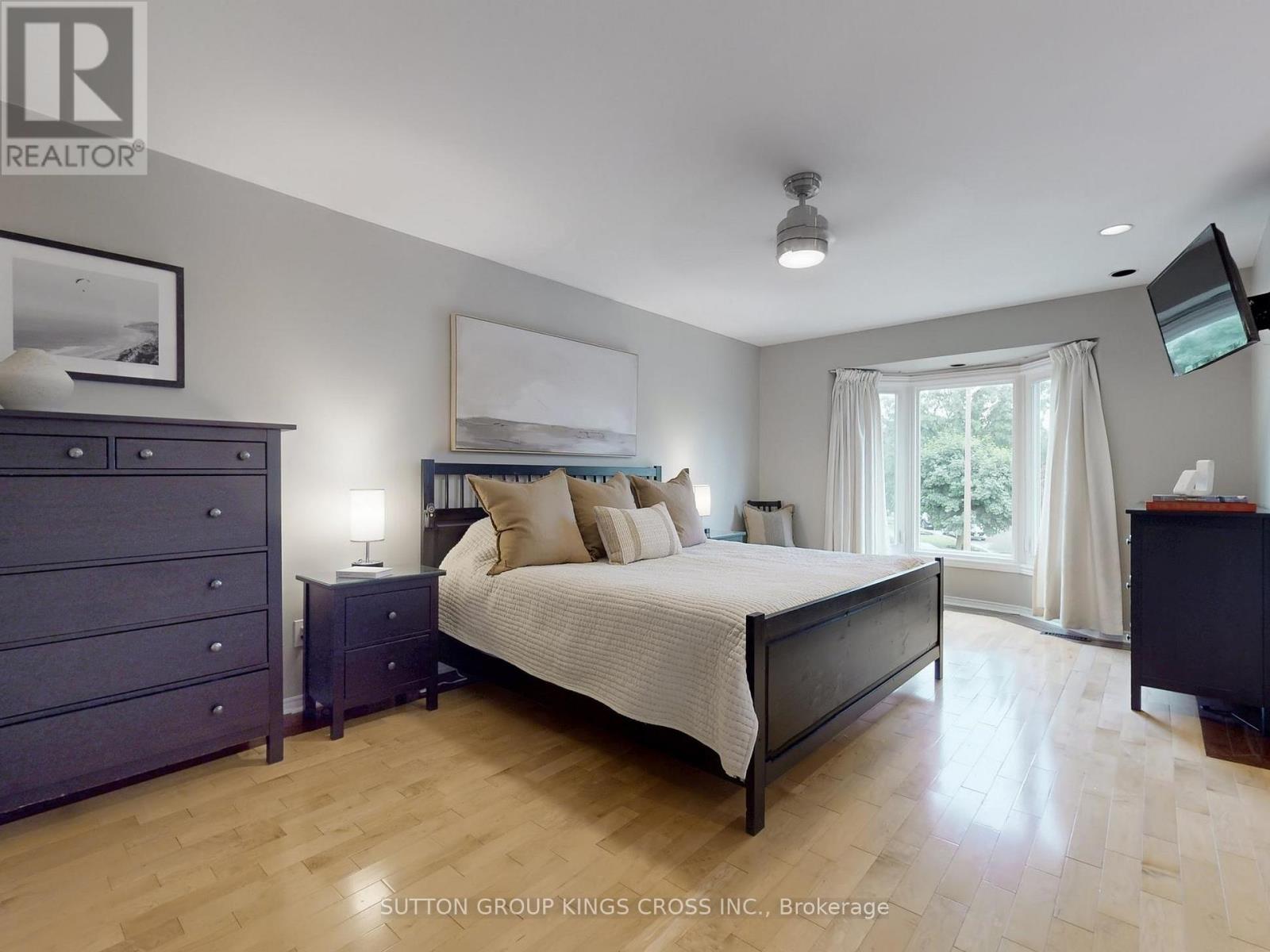 2730 Hammond Road, Mississauga, Ontario  L5K 2M3 - Photo 17 - W12864390