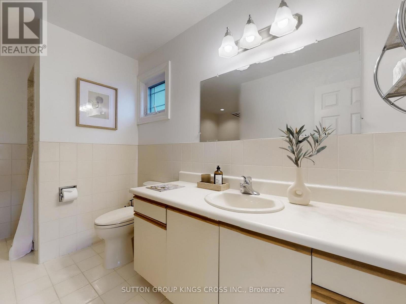 2730 Hammond Road, Mississauga, Ontario  L5K 2M3 - Photo 19 - W12864390