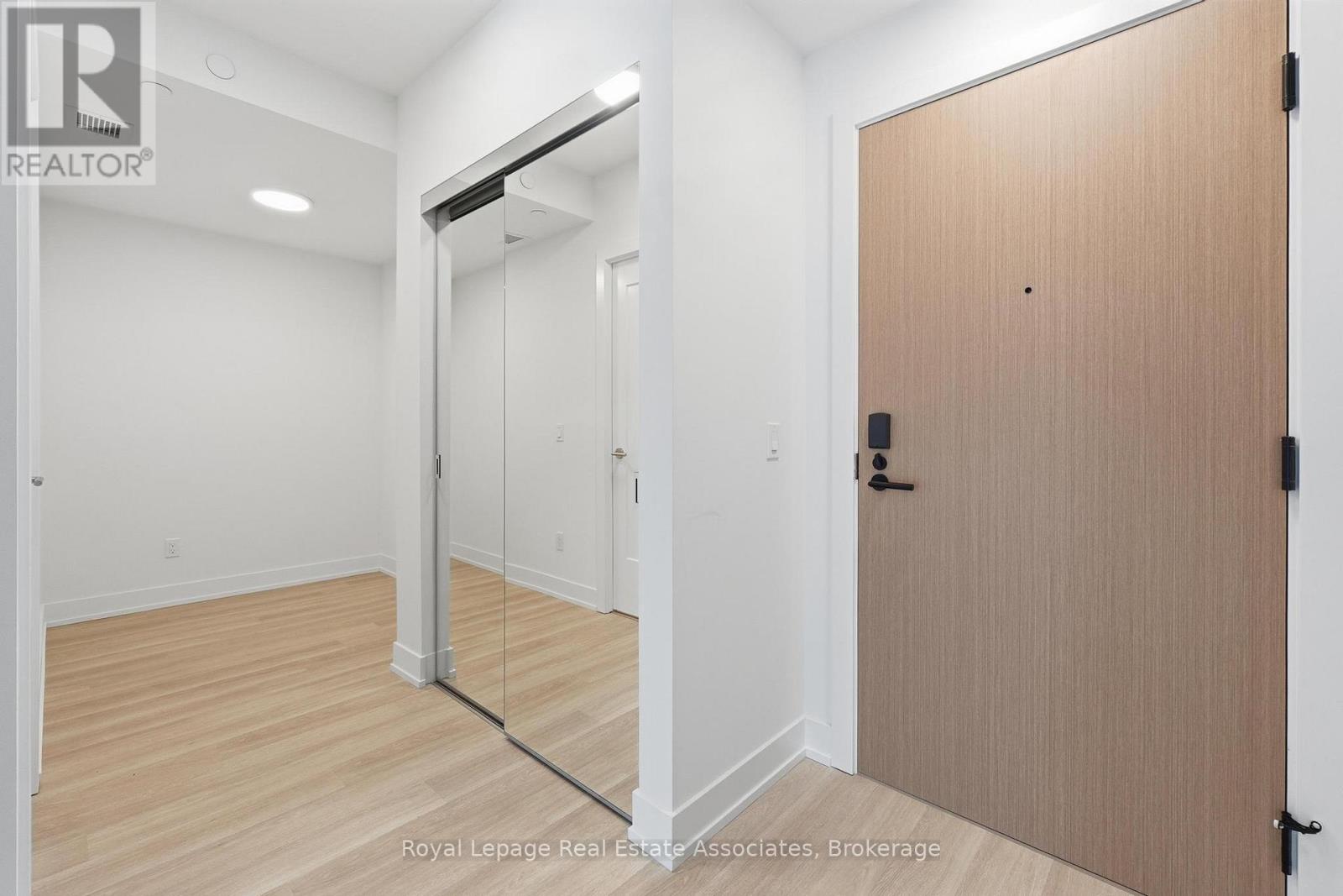 313 - 25 Cordova Avenue, Toronto, Ontario  M9A 0E5 - Photo 18 - W12864432