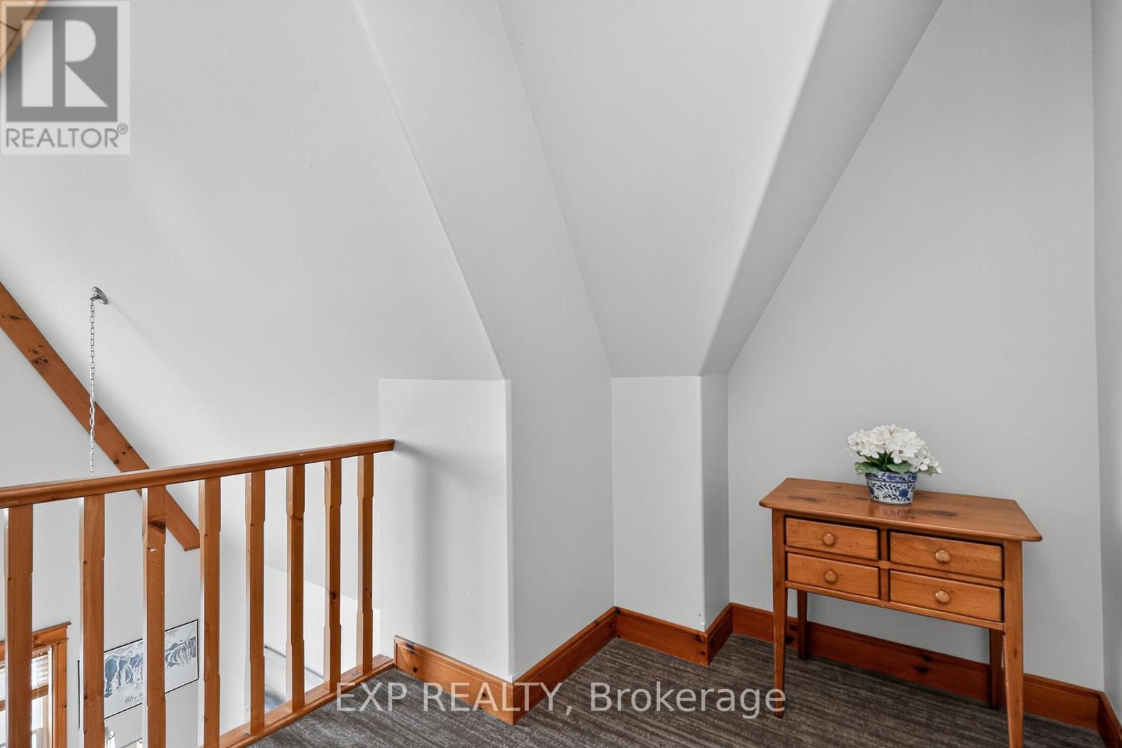 222 - 170 Snowbridge Way, Blue Mountains, Ontario  L9Y 0V1 - Photo 15 - X12425434