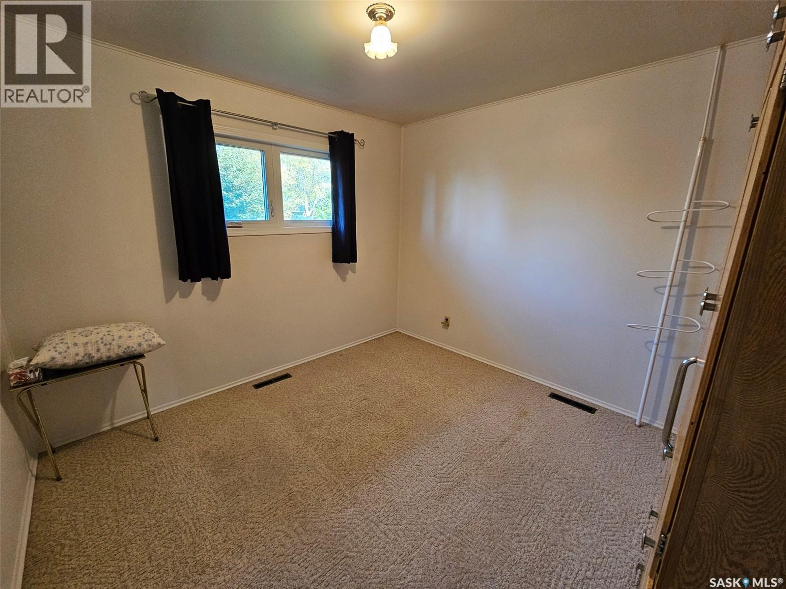 311 6th Street W, Carlyle, Saskatchewan  S0C 0R0 - Photo 17 - SK029907