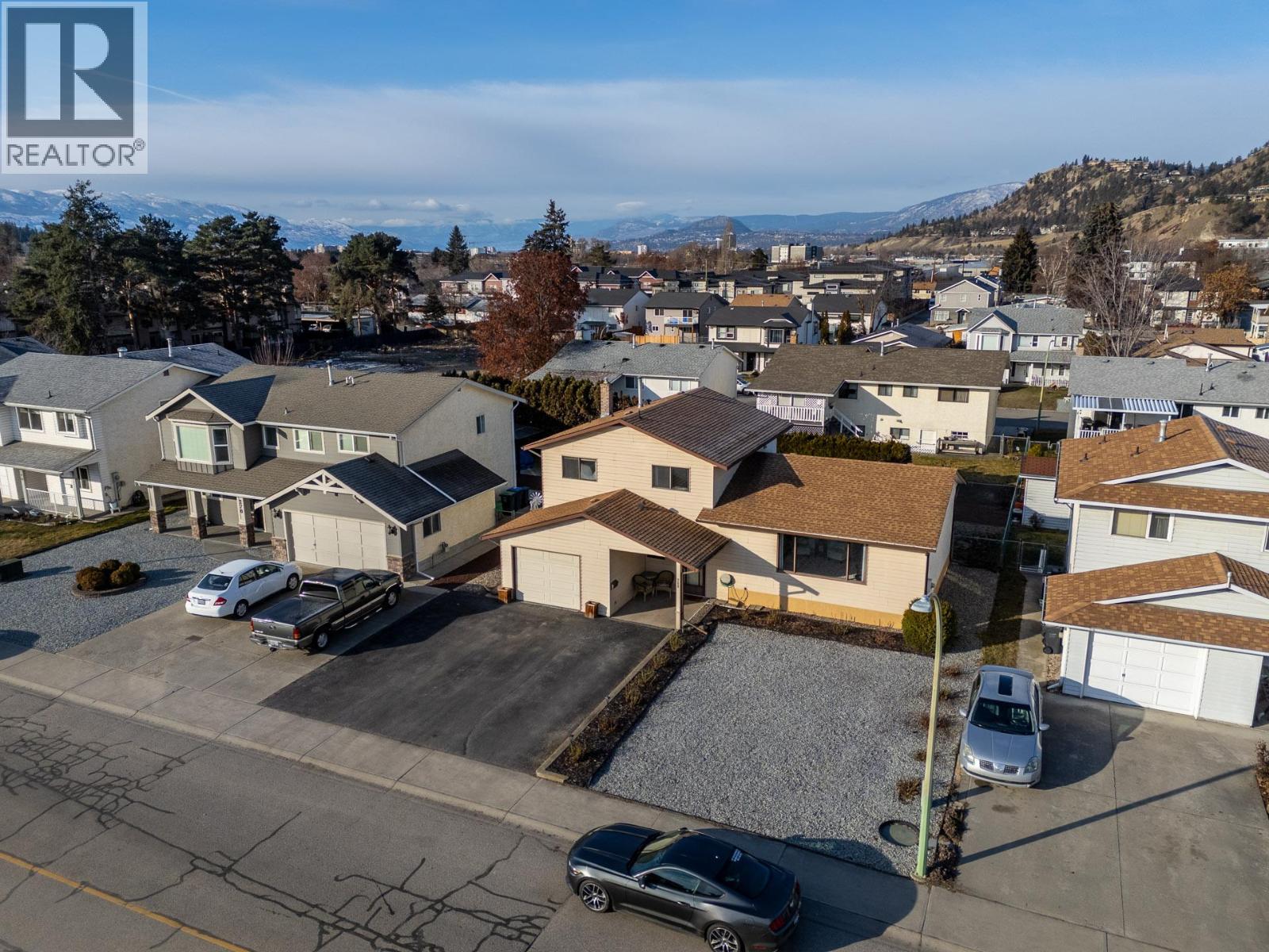 280 Kneller Road, Kelowna, British Columbia  V1X 7A1 - Photo 2 - 10362094